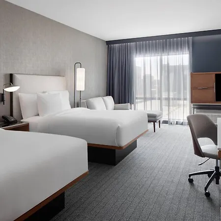 Courtyard By Marriott Lansing Downtown Hotel Exterior photo