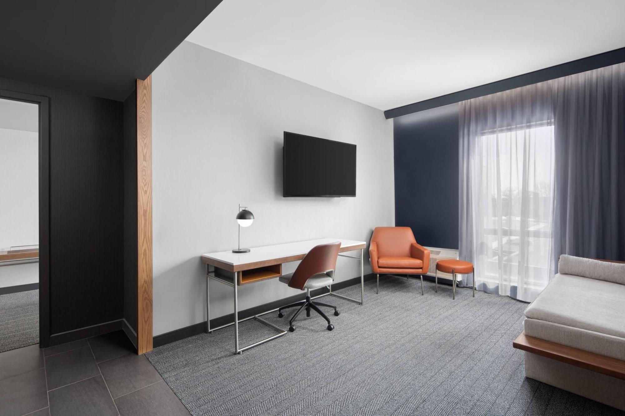 Hotel Courtyard By Marriott Downtown